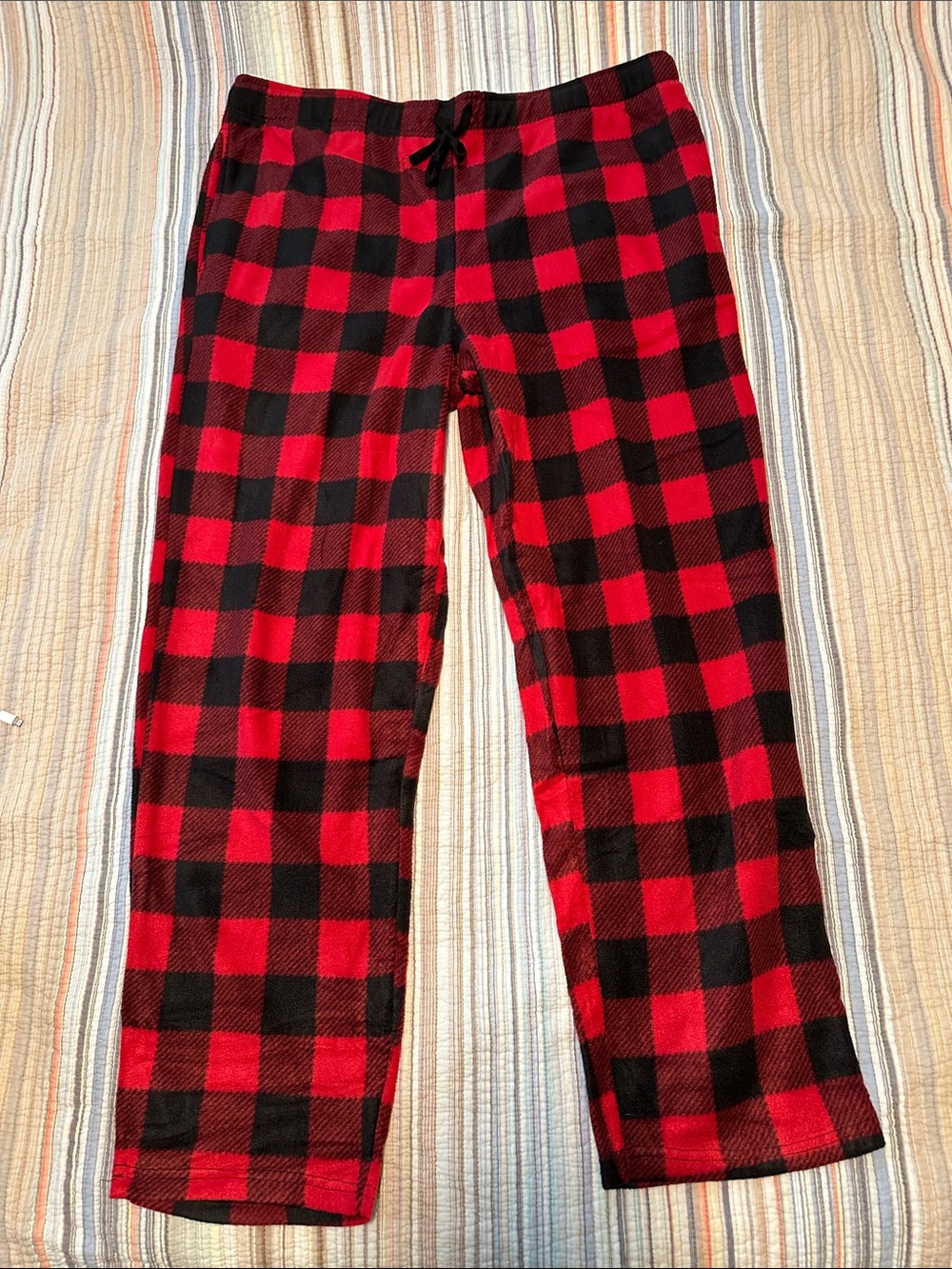 Holiday Time Red and Black Buffalo Plaid Fleece Joggers